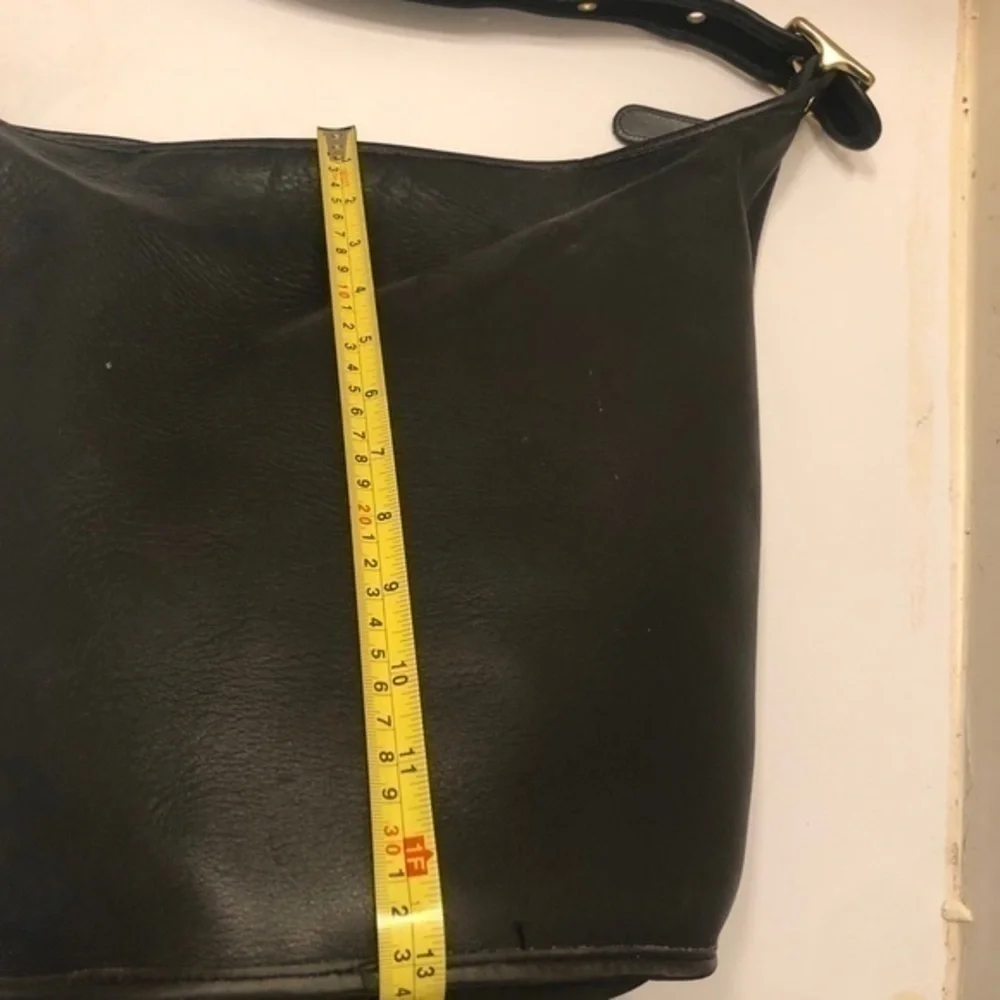 Coach vintage xl black leather feed bucket bag 9085